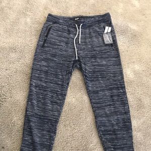 Men’s large joggers - new